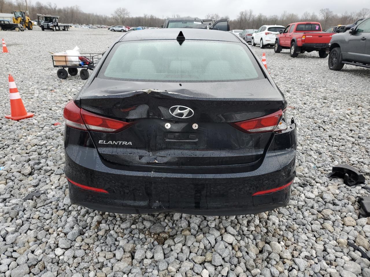 Photo 5 VIN: KMHD84LF0JU505530 - HYUNDAI ELANTRA 