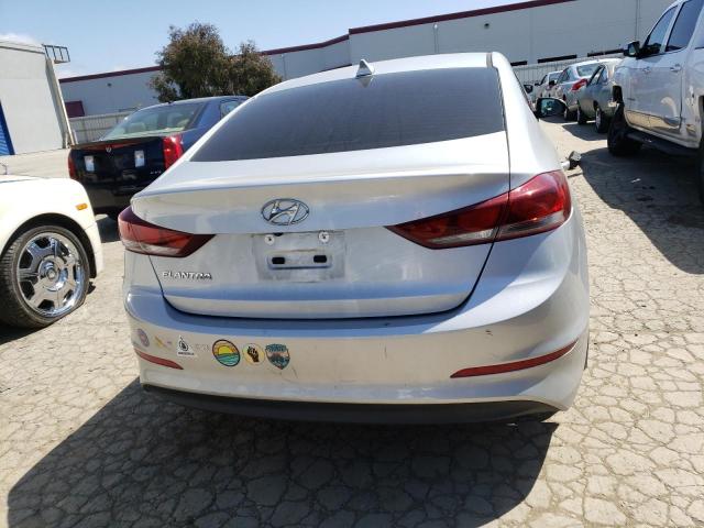 Photo 5 VIN: KMHD84LF0JU510131 - HYUNDAI ELANTRA SE 