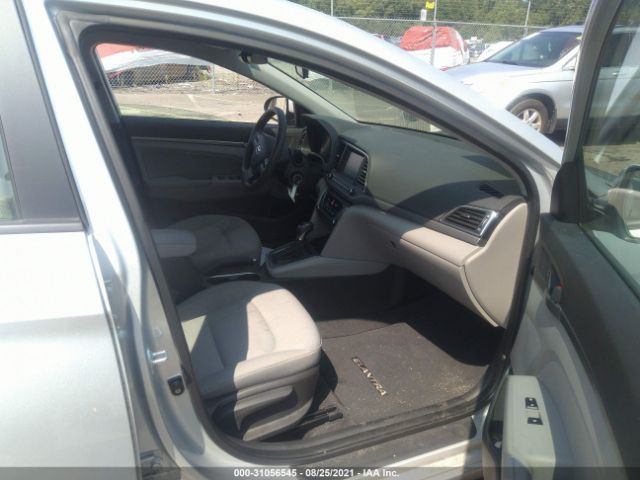 Photo 4 VIN: KMHD84LF0JU584312 - HYUNDAI ELANTRA 