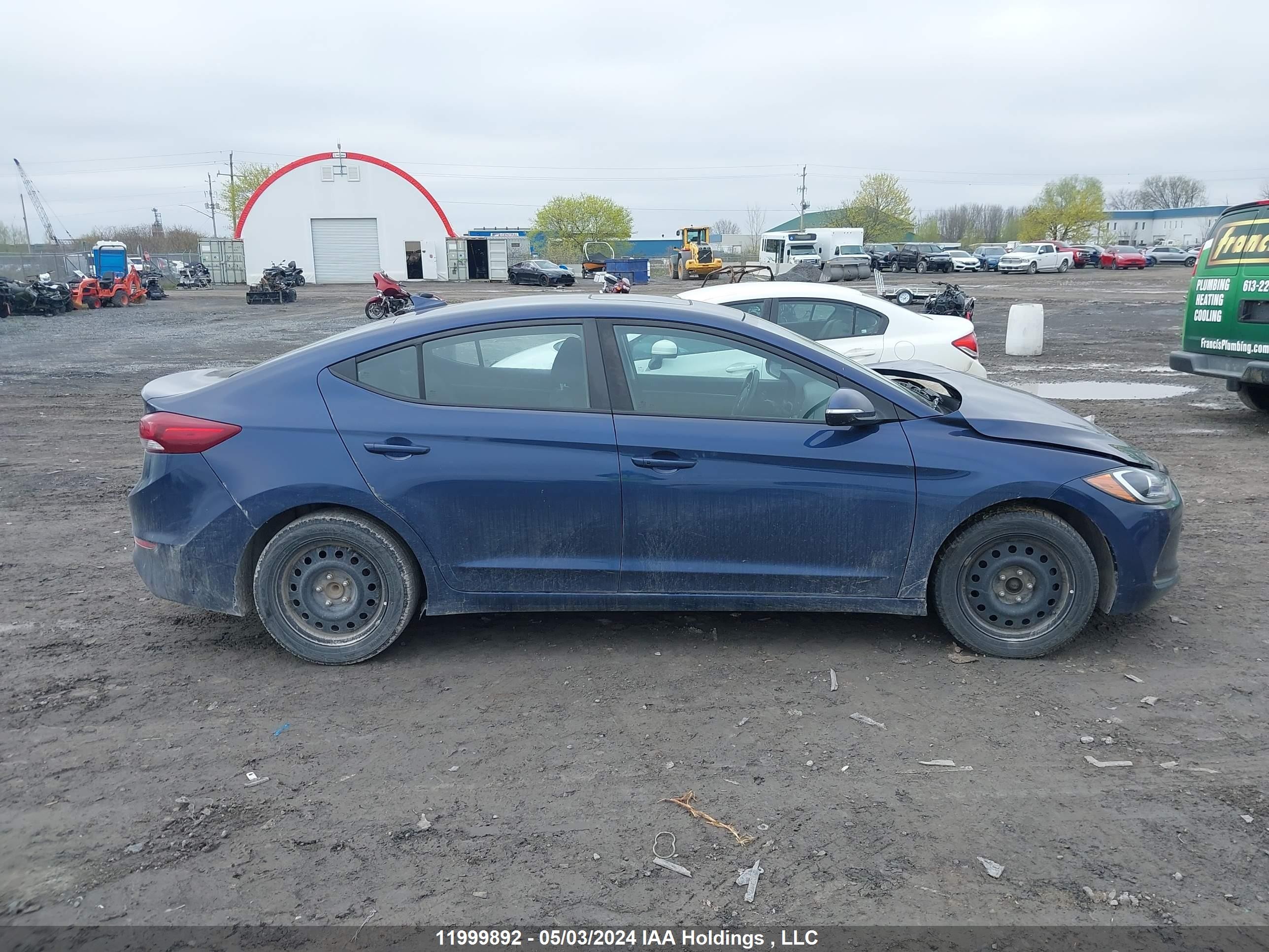 Photo 12 VIN: KMHD84LF0JU700771 - HYUNDAI ELANTRA 