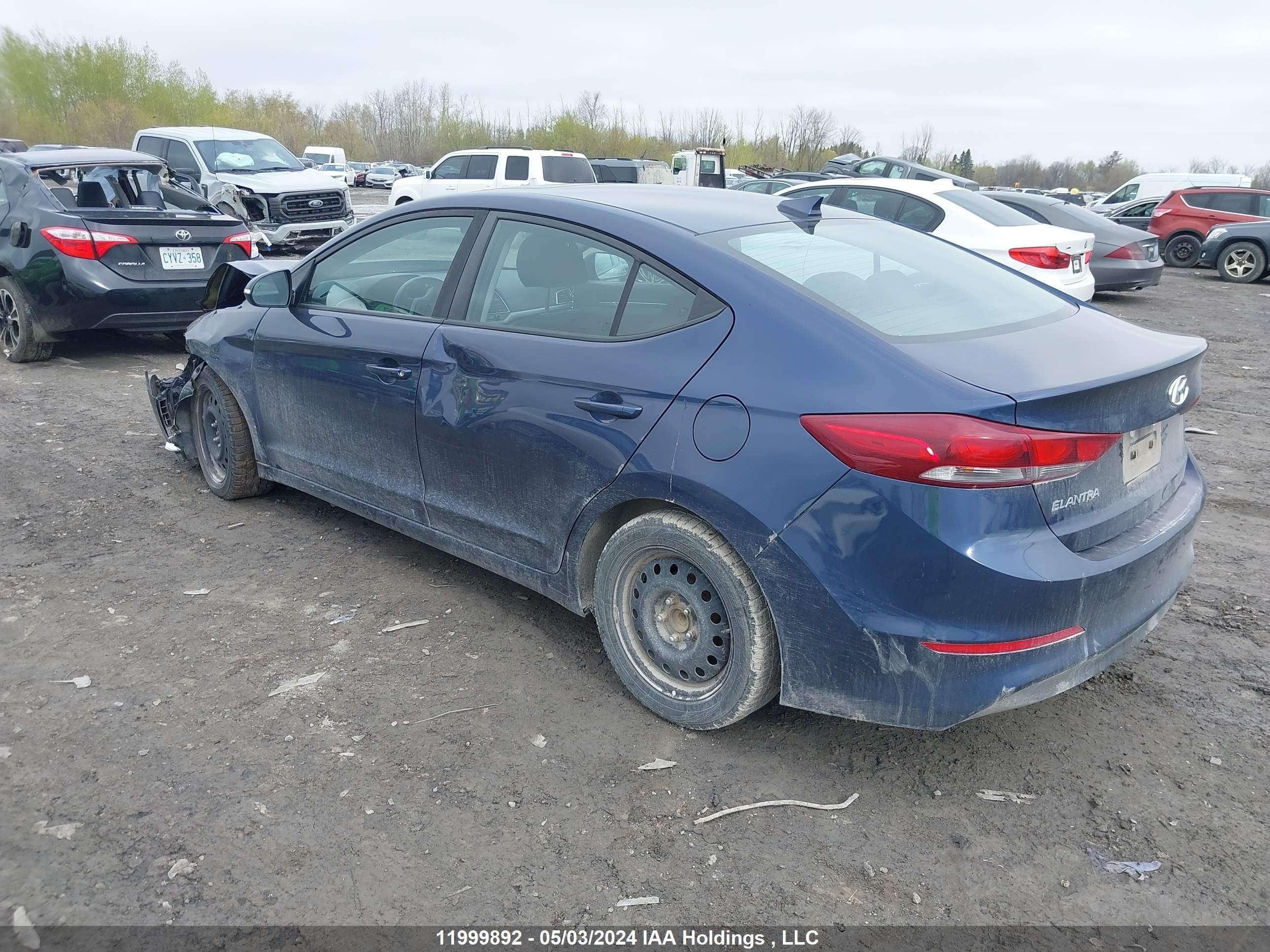 Photo 2 VIN: KMHD84LF0JU700771 - HYUNDAI ELANTRA 