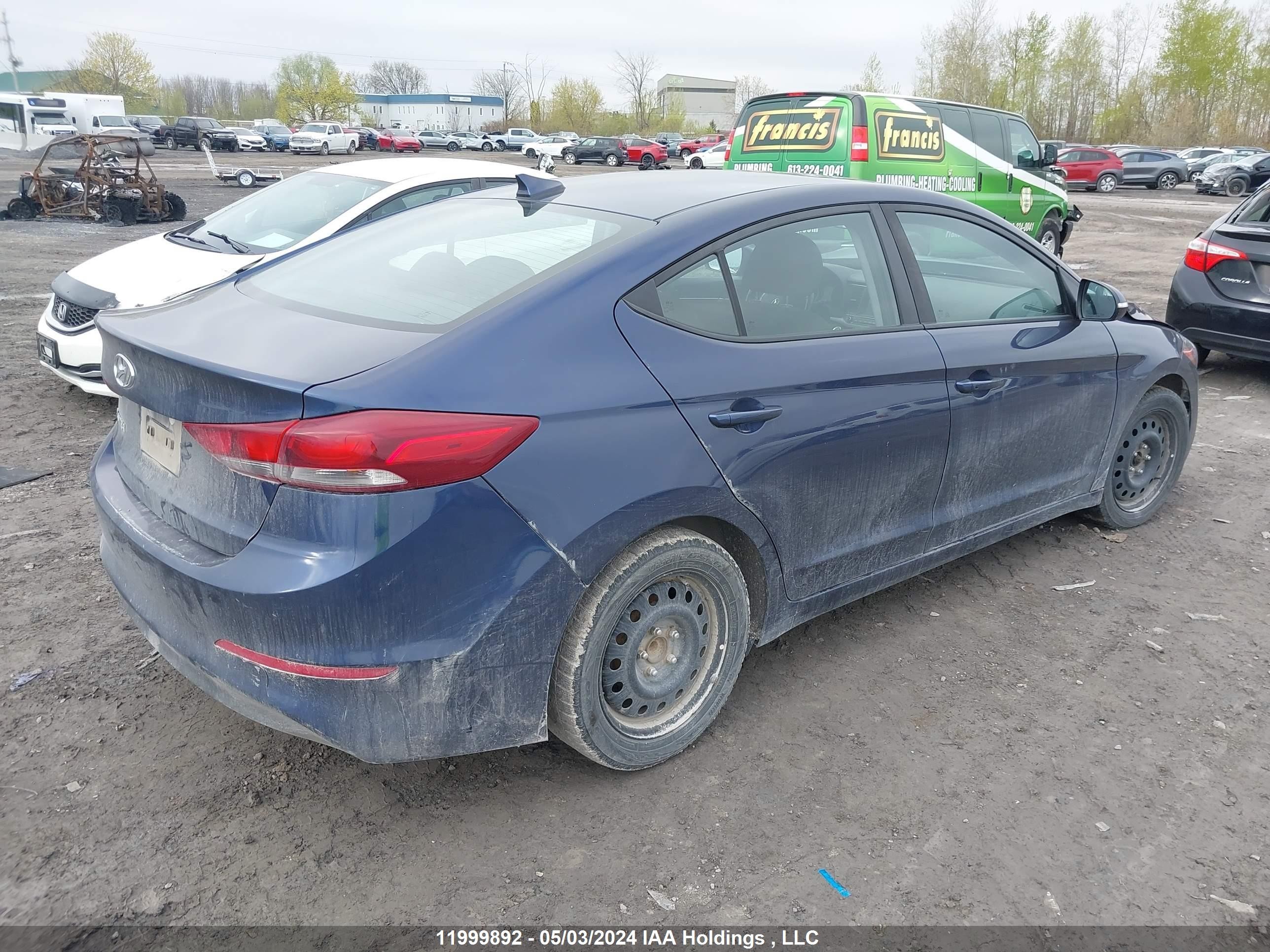 Photo 3 VIN: KMHD84LF0JU700771 - HYUNDAI ELANTRA 