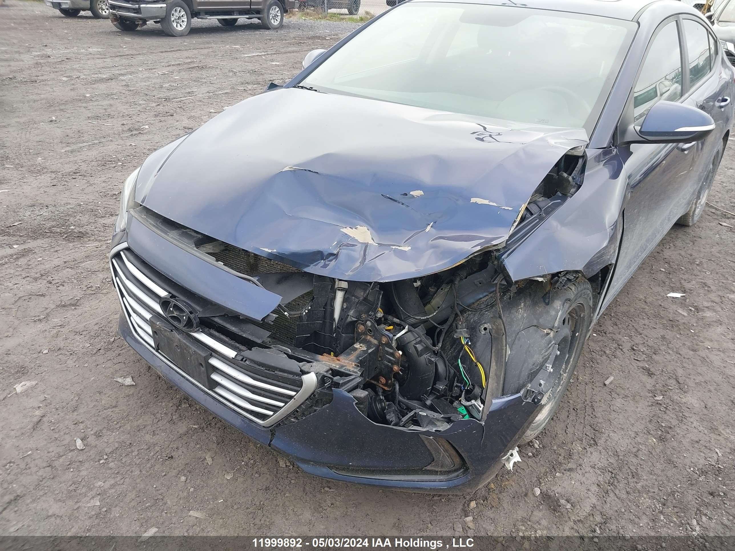 Photo 5 VIN: KMHD84LF0JU700771 - HYUNDAI ELANTRA 