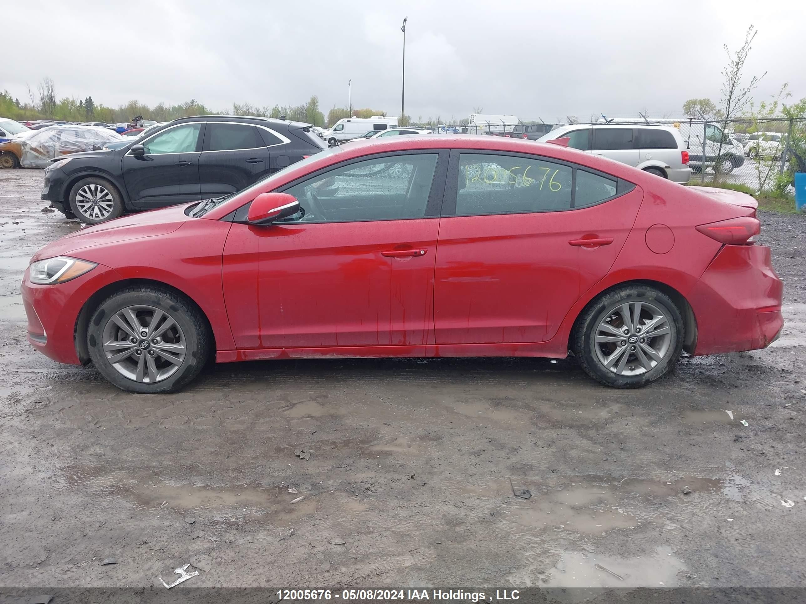 Photo 13 VIN: KMHD84LF0JU703377 - HYUNDAI ELANTRA 