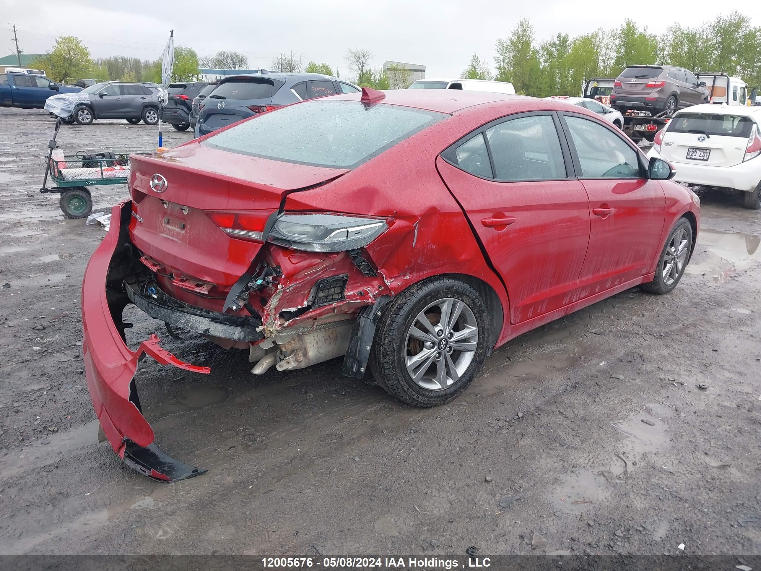 Photo 3 VIN: KMHD84LF0JU703377 - HYUNDAI ELANTRA 