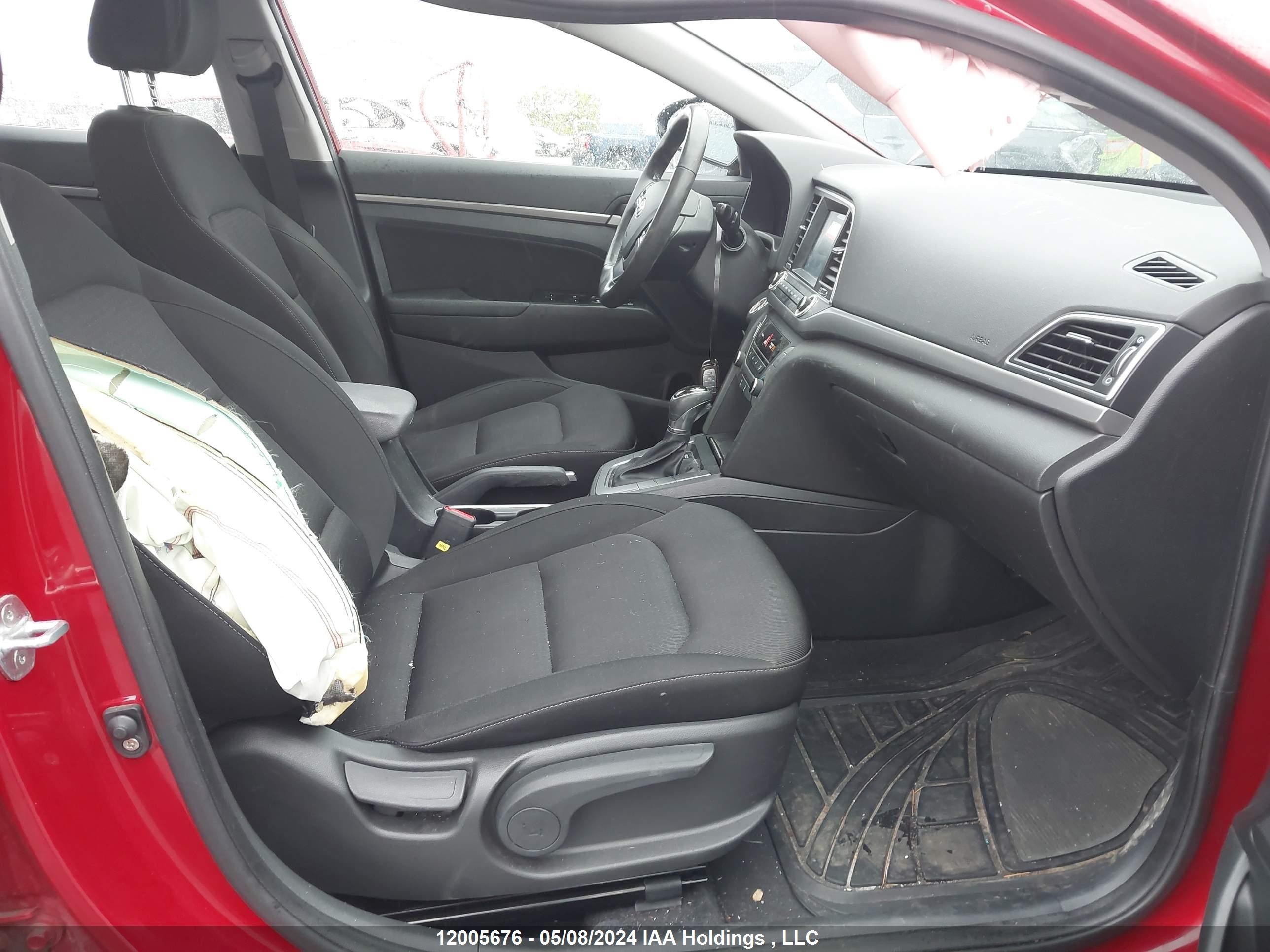 Photo 4 VIN: KMHD84LF0JU703377 - HYUNDAI ELANTRA 