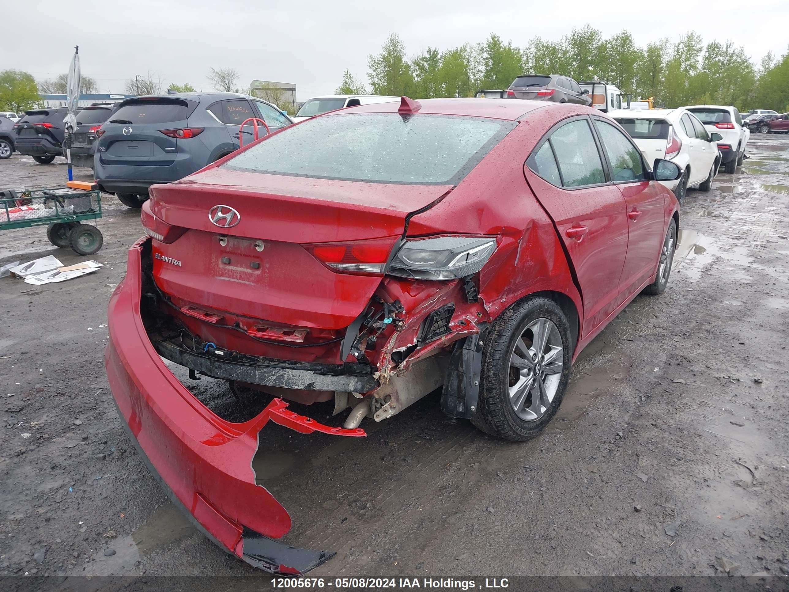 Photo 5 VIN: KMHD84LF0JU703377 - HYUNDAI ELANTRA 