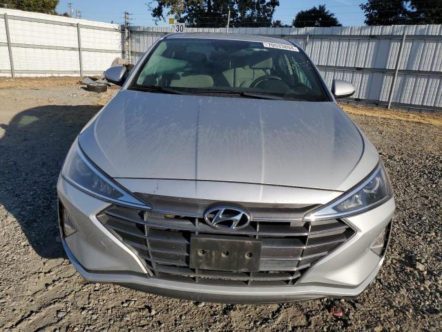 Photo 4 VIN: KMHD84LF0KU736803 - HYUNDAI ELANTRA SE 