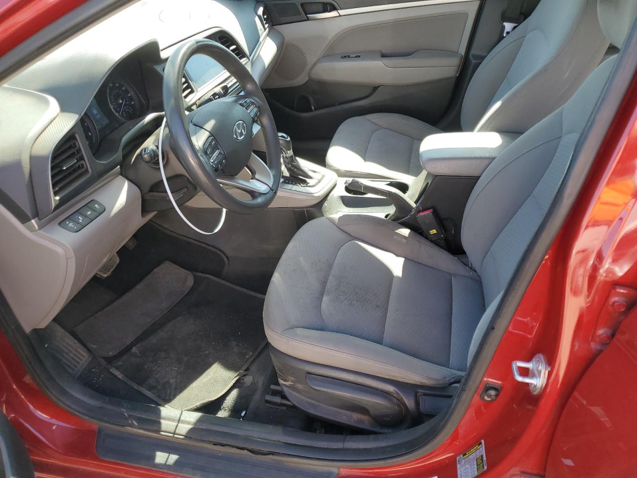 Photo 6 VIN: KMHD84LF0KU745971 - HYUNDAI ELANTRA 