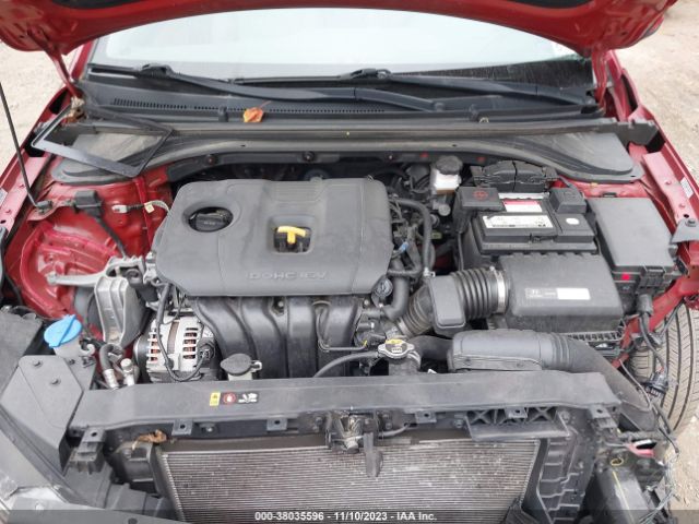 Photo 9 VIN: KMHD84LF0KU779912 - HYUNDAI ELANTRA 