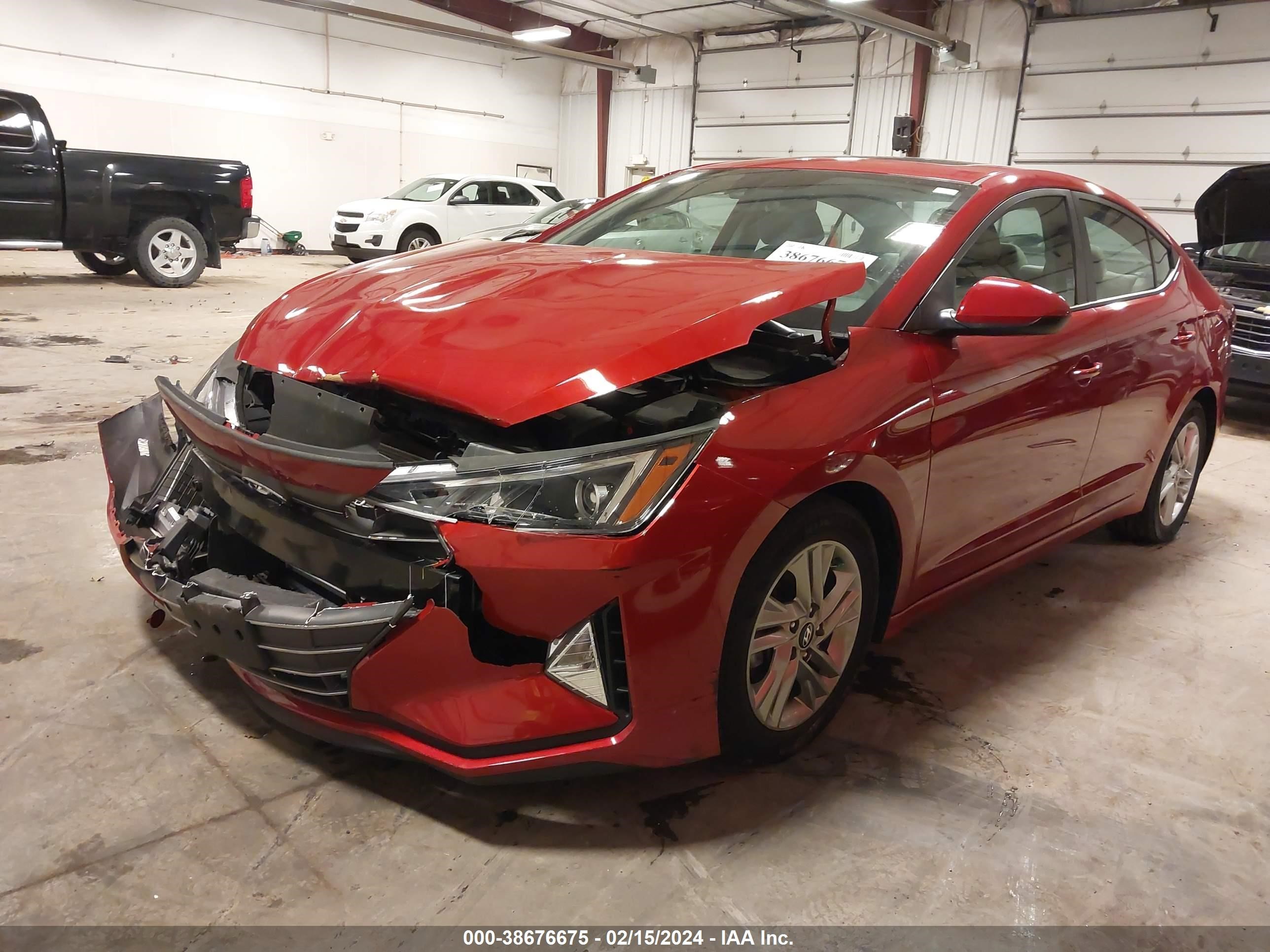 Photo 1 VIN: KMHD84LF0KU781935 - HYUNDAI ELANTRA 