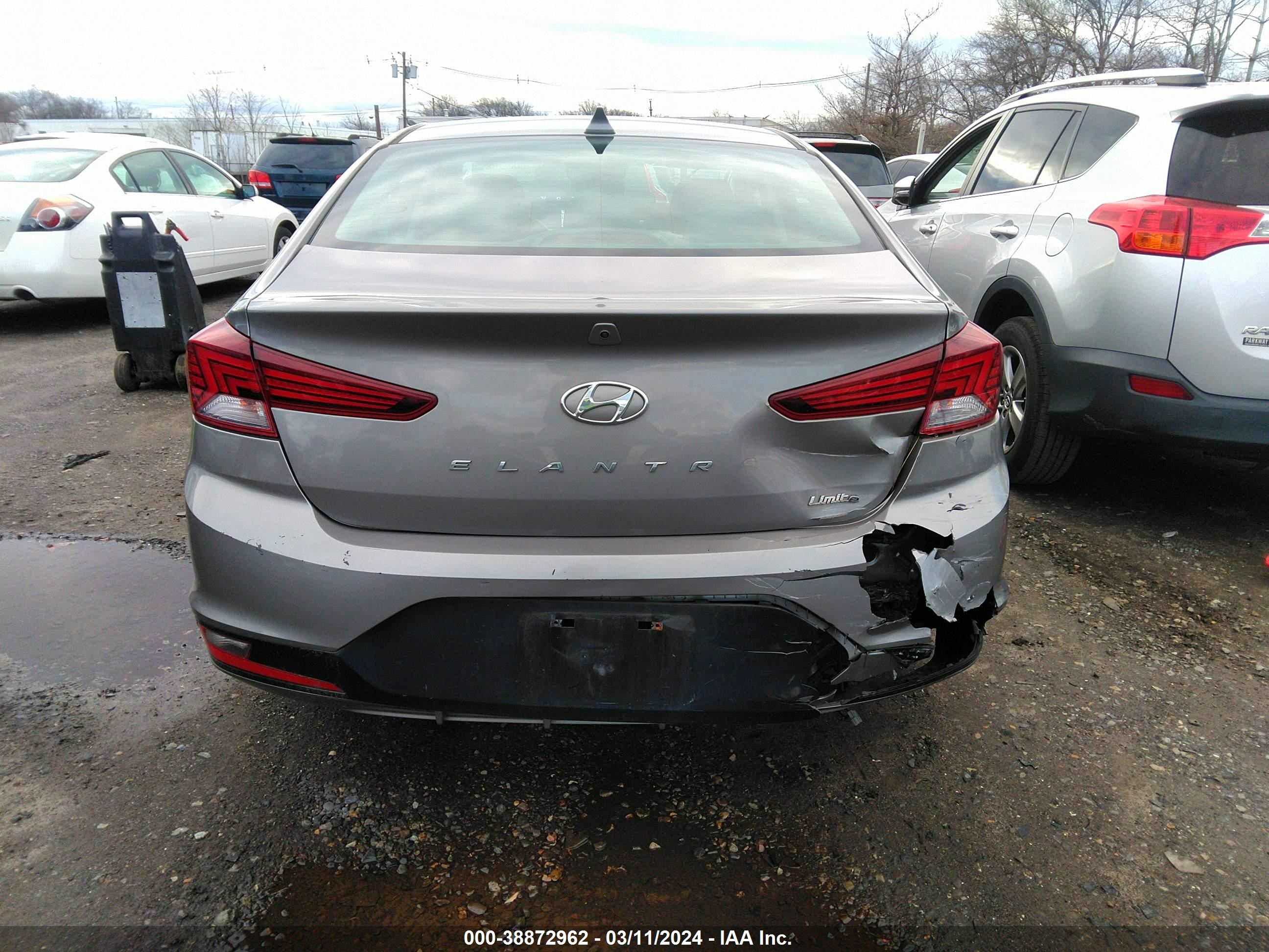 Photo 15 VIN: KMHD84LF0LU009811 - HYUNDAI ELANTRA 