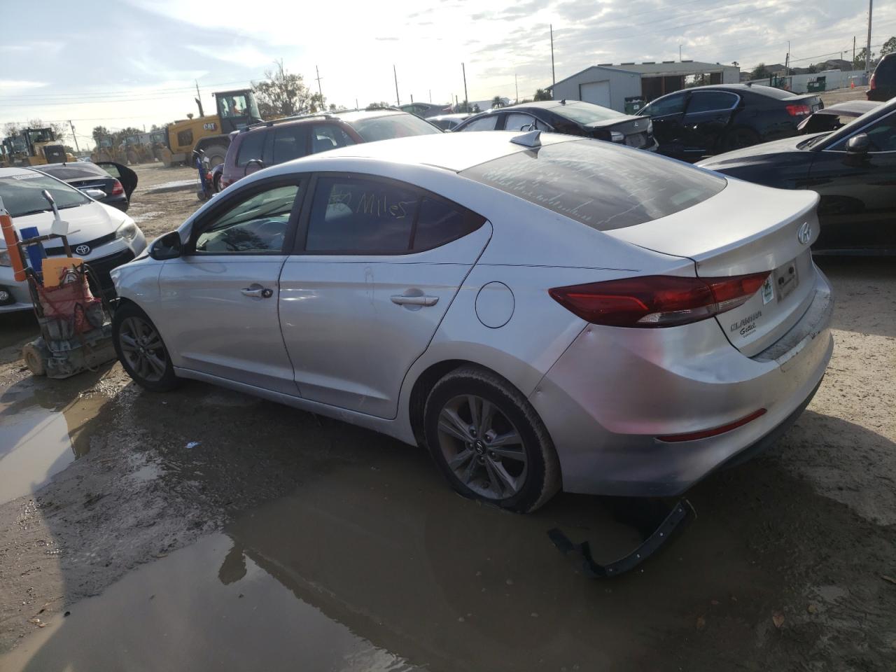 Photo 1 VIN: KMHD84LF1HU067997 - HYUNDAI ELANTRA 