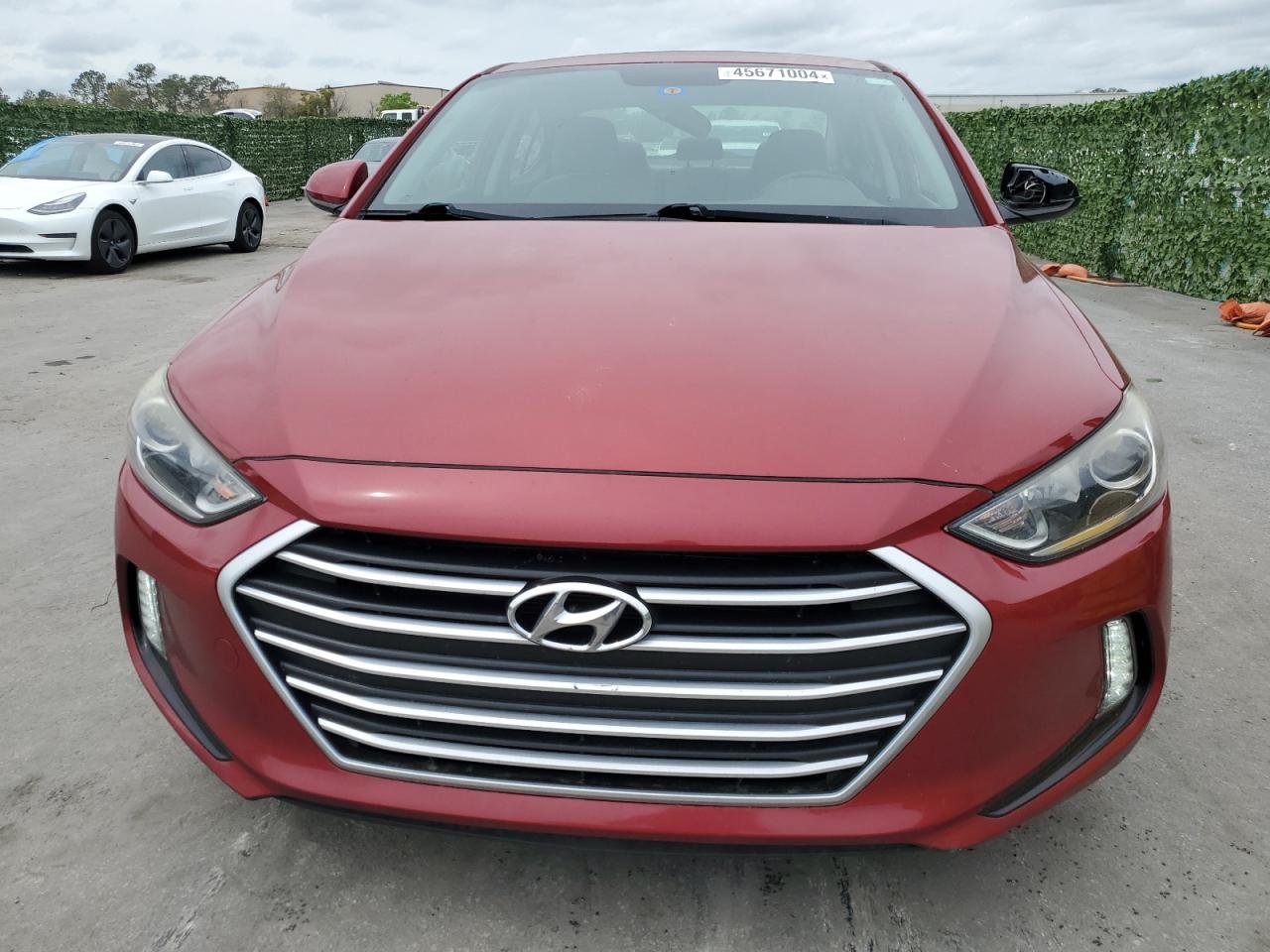 Photo 4 VIN: KMHD84LF1HU102621 - HYUNDAI ELANTRA 