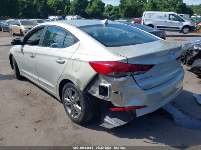 Photo 2 VIN: KMHD84LF1HU144190 - HYUNDAI ELANTRA 