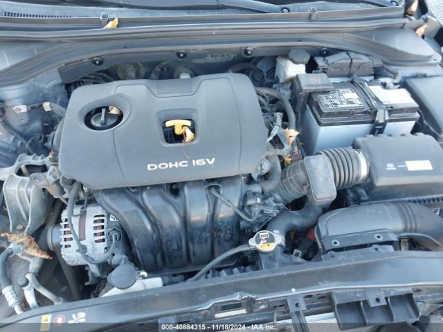 Photo 9 VIN: KMHD84LF1HU148787 - HYUNDAI ELANTRA 