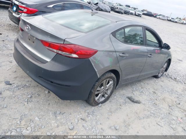 Photo 3 VIN: KMHD84LF1HU152645 - HYUNDAI ELANTRA 