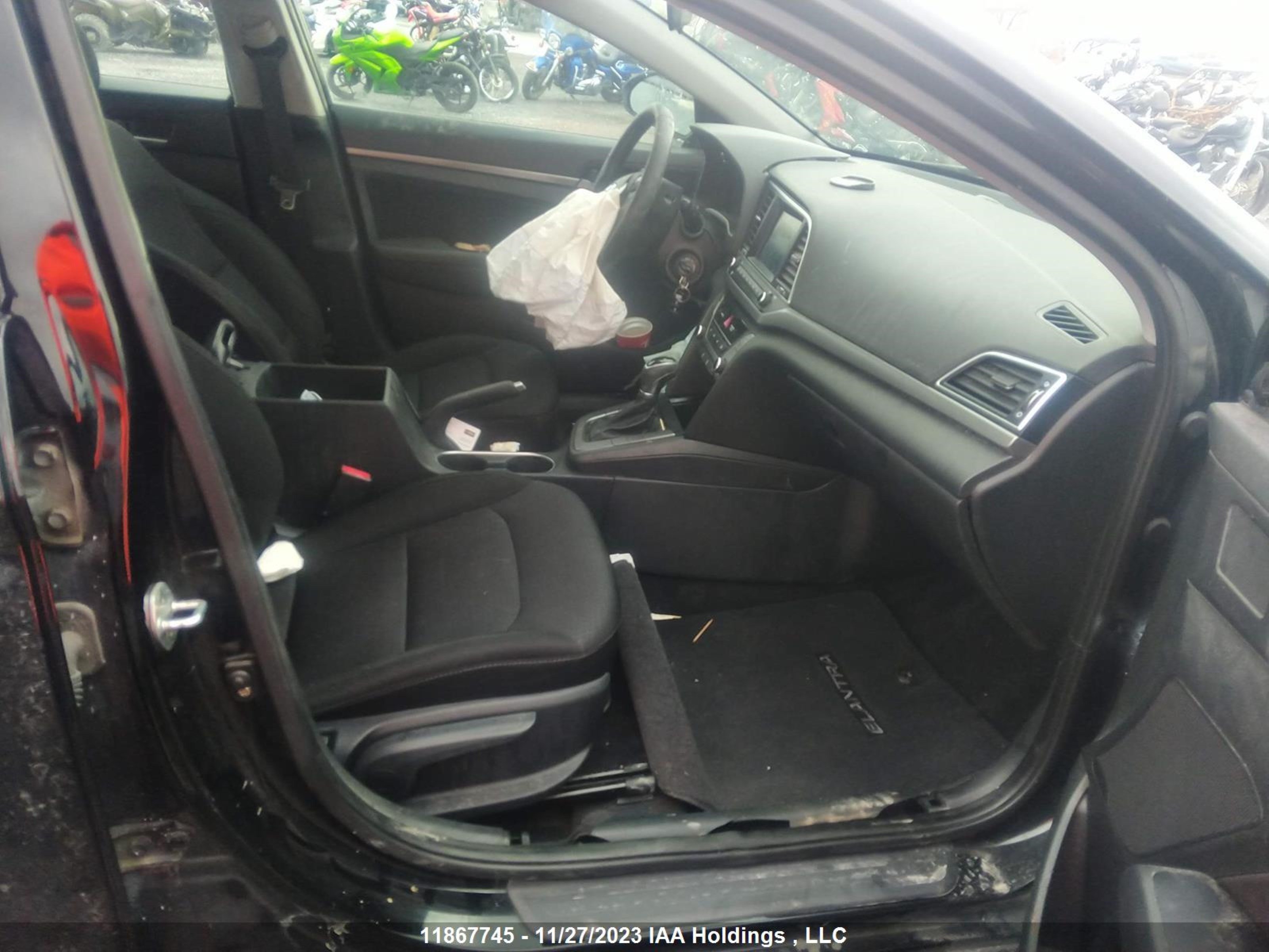 Photo 4 VIN: KMHD84LF1HU158199 - HYUNDAI ELANTRA 