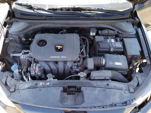 Photo 6 VIN: KMHD84LF1HU173317 - HYUNDAI ELANTRA SE 