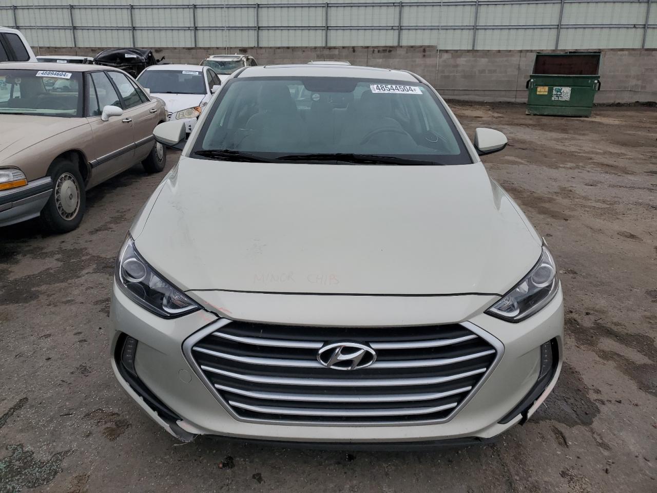 Photo 4 VIN: KMHD84LF1HU379298 - HYUNDAI ELANTRA 