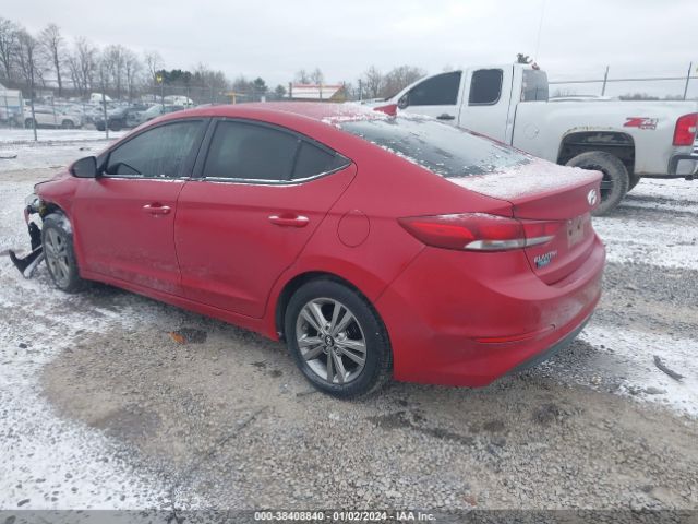 Photo 2 VIN: KMHD84LF1HU398840 - HYUNDAI ELANTRA 