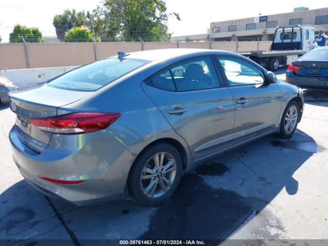 Photo 3 VIN: KMHD84LF1JU452014 - HYUNDAI ELANTRA 