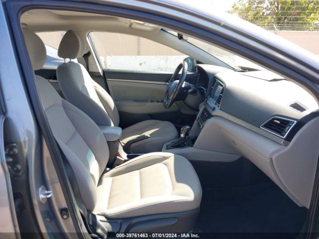 Photo 4 VIN: KMHD84LF1JU452014 - HYUNDAI ELANTRA 