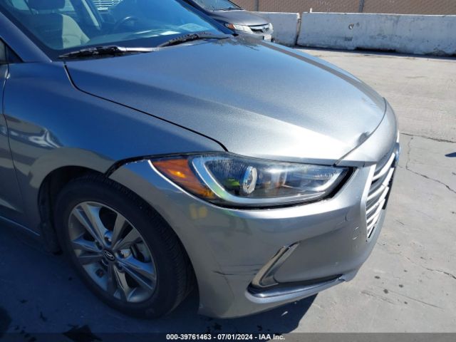 Photo 5 VIN: KMHD84LF1JU452014 - HYUNDAI ELANTRA 