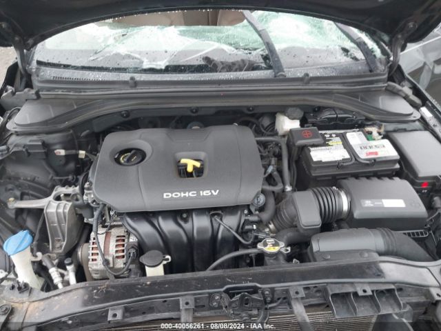 Photo 9 VIN: KMHD84LF1JU452451 - HYUNDAI ELANTRA 