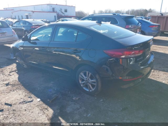 Photo 2 VIN: KMHD84LF1JU562951 - HYUNDAI ELANTRA 