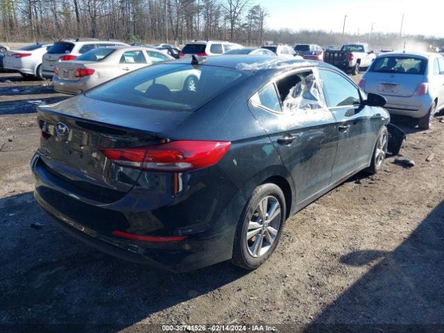 Photo 3 VIN: KMHD84LF1JU562951 - HYUNDAI ELANTRA 