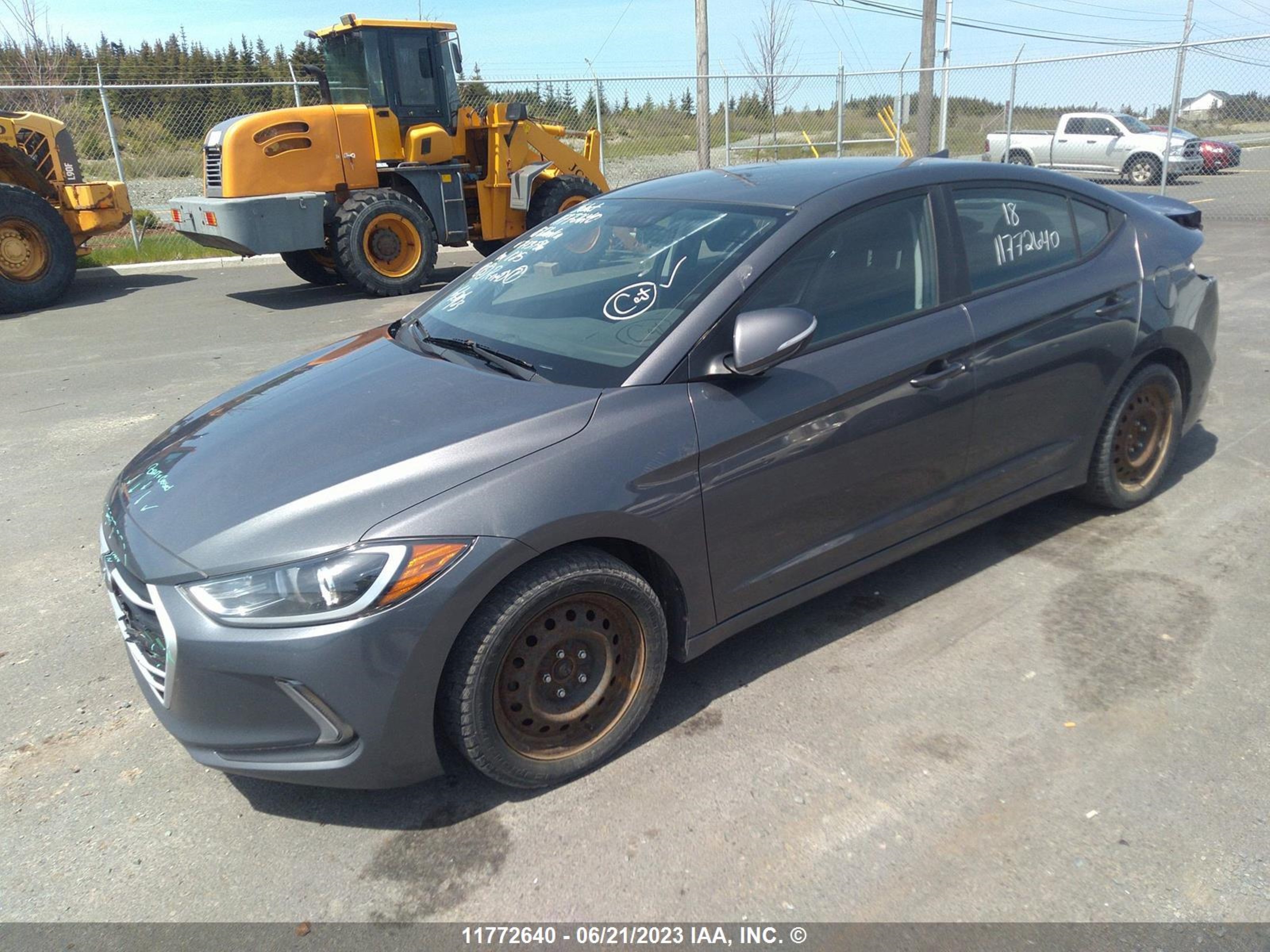 Photo 1 VIN: KMHD84LF1JU713786 - HYUNDAI ELANTRA 