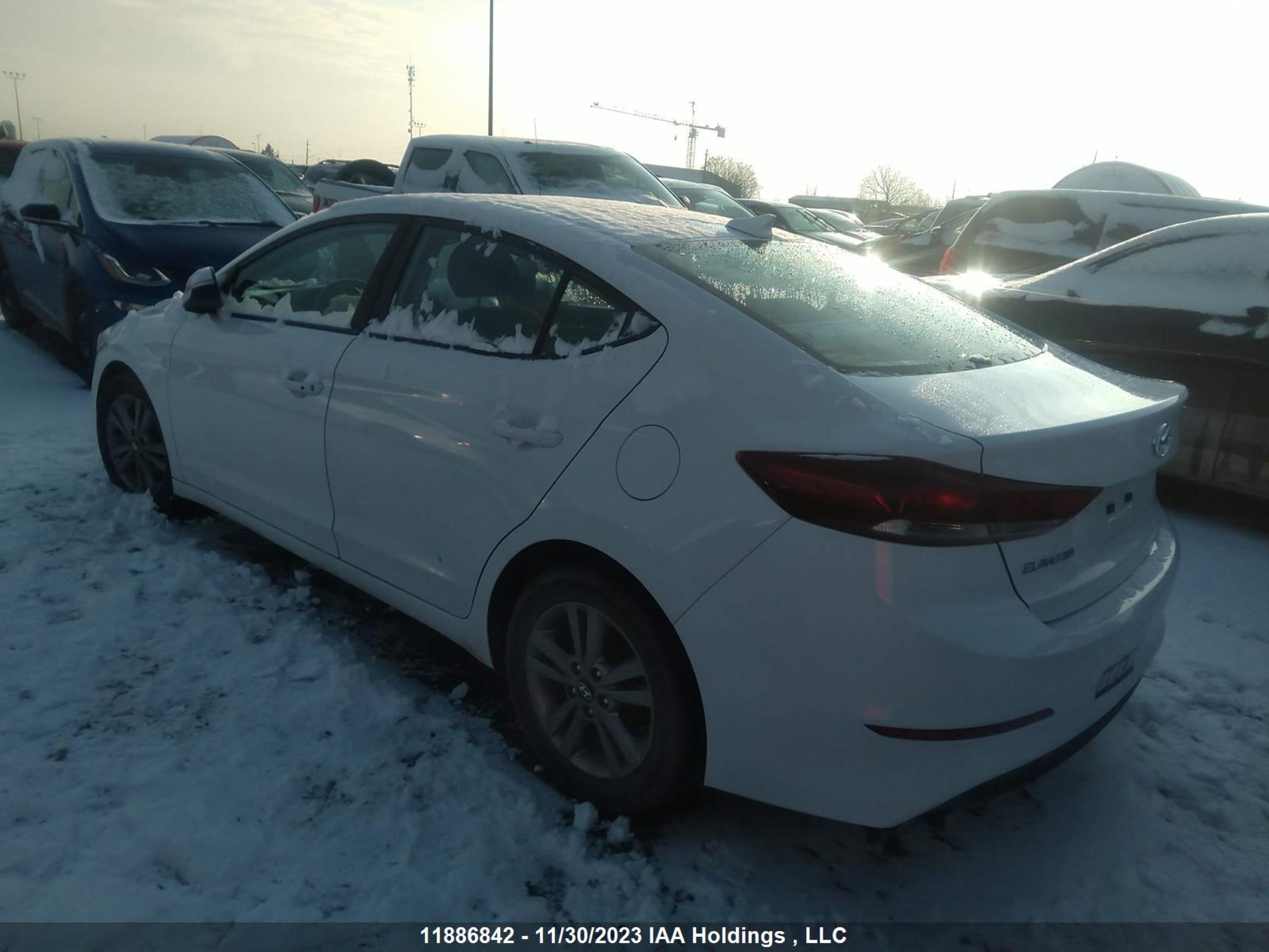 Photo 2 VIN: KMHD84LF1JU722178 - HYUNDAI ELANTRA 