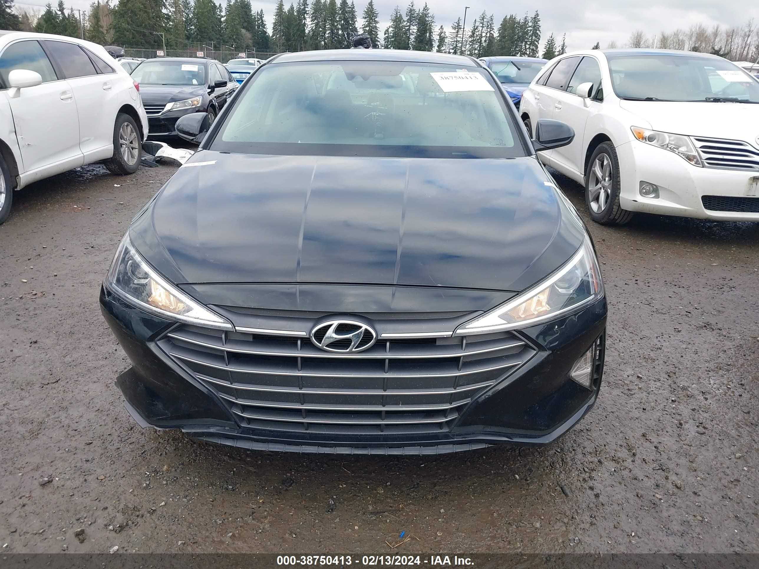 Photo 11 VIN: KMHD84LF1KU741864 - HYUNDAI ELANTRA 