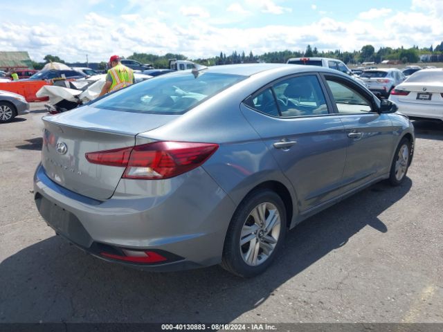 Photo 3 VIN: KMHD84LF1KU745557 - HYUNDAI ELANTRA 