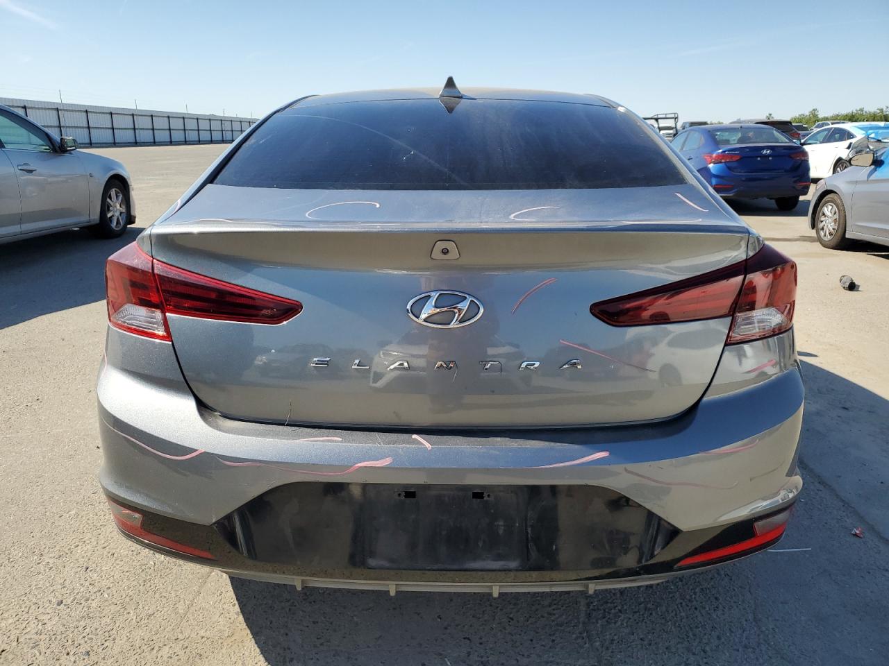 Photo 5 VIN: KMHD84LF1KU766635 - HYUNDAI ELANTRA 