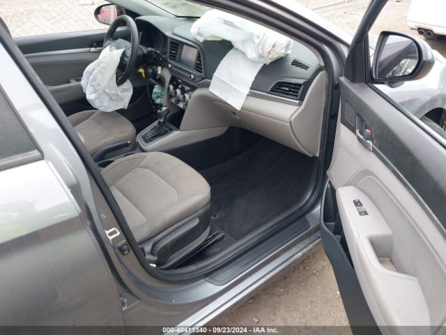 Photo 4 VIN: KMHD84LF1KU767526 - HYUNDAI ELANTRA 