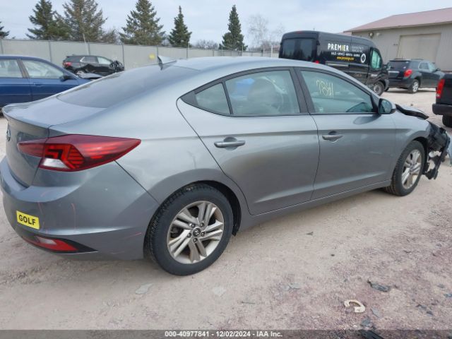 Photo 3 VIN: KMHD84LF1KU770197 - HYUNDAI ELANTRA 