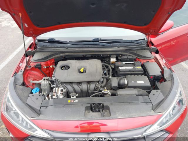 Photo 9 VIN: KMHD84LF1KU779529 - HYUNDAI ELANTRA 