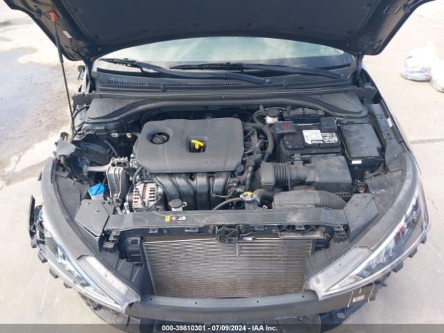 Photo 9 VIN: KMHD84LF1LU000695 - HYUNDAI ELANTRA 