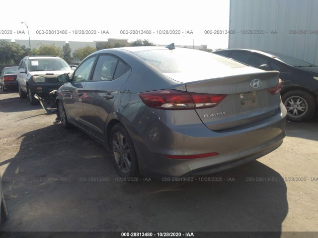 Photo 2 VIN: KMHD84LF2HU062761 - HYUNDAI ELANTRA 