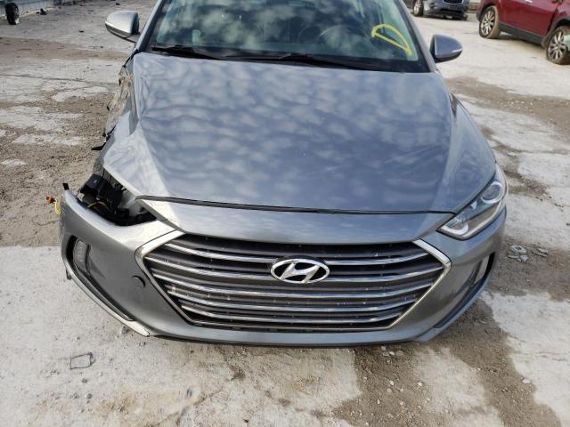 Photo 8 VIN: KMHD84LF2HU067295 - HYUNDAI ELANTRA SE 