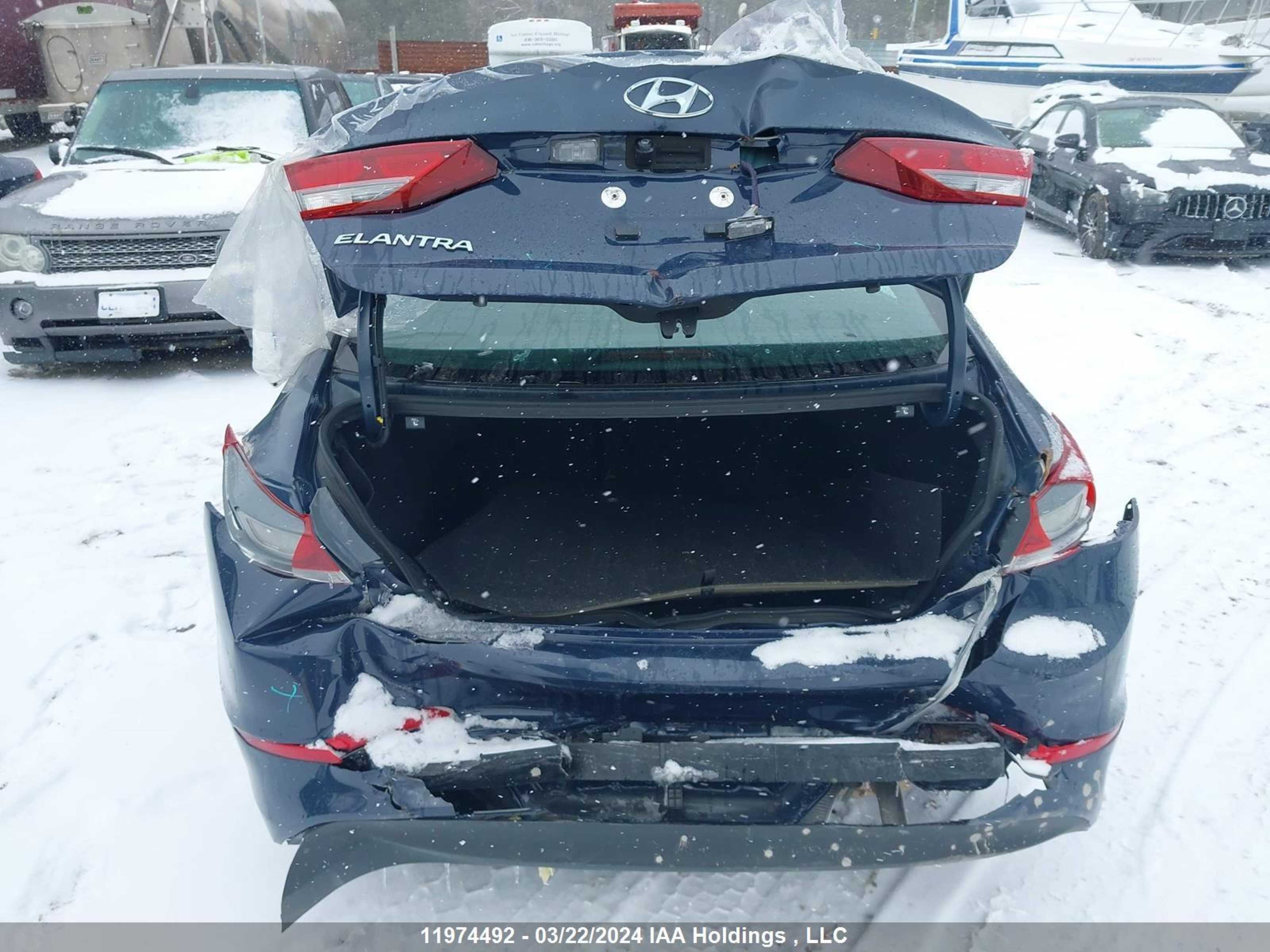 Photo 5 VIN: KMHD84LF2HU166828 - HYUNDAI ELANTRA 