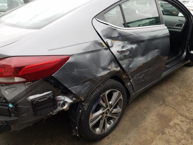 Photo 8 VIN: KMHD84LF2HU225313 - HYUNDAI ELANTRA SE 