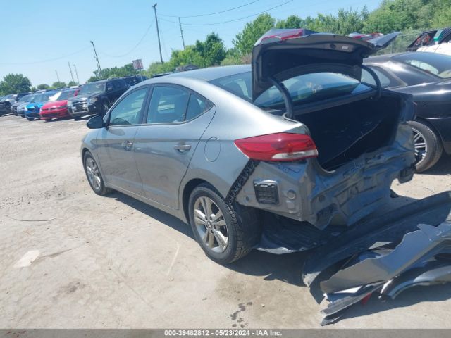 Photo 2 VIN: KMHD84LF2HU241558 - HYUNDAI ELANTRA 