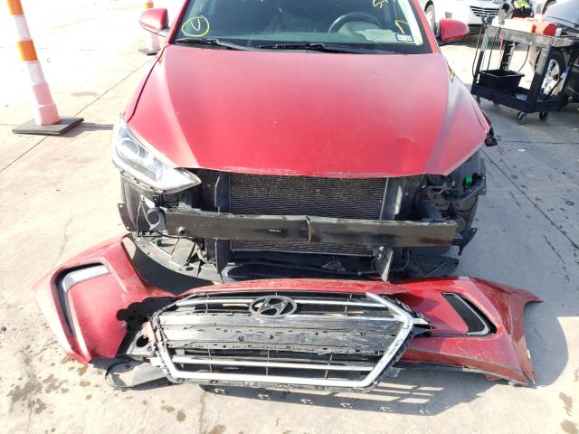 Photo 8 VIN: KMHD84LF2HU241916 - HYUNDAI ELANTRA SE 