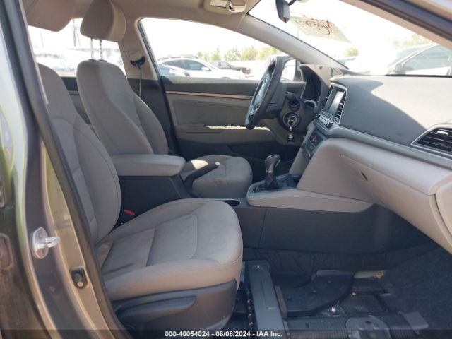 Photo 4 VIN: KMHD84LF2HU242483 - HYUNDAI ELANTRA 