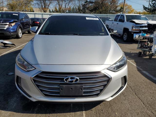 Photo 4 VIN: KMHD84LF2HU269358 - HYUNDAI ELANTRA 