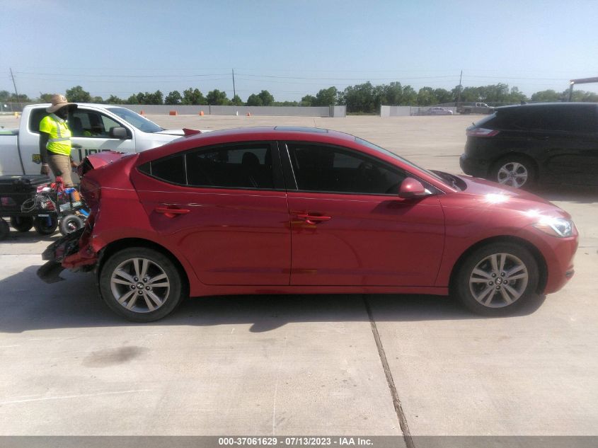 Photo 12 VIN: KMHD84LF2HU400661 - HYUNDAI ELANTRA 