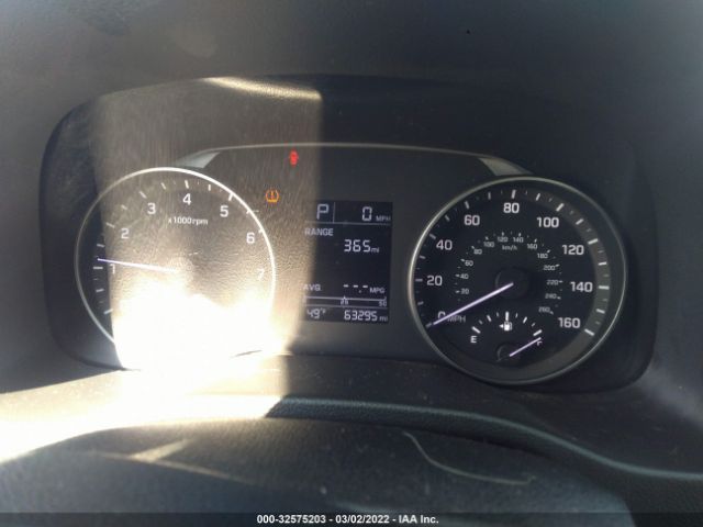 Photo 6 VIN: KMHD84LF2HU423857 - HYUNDAI ELANTRA 